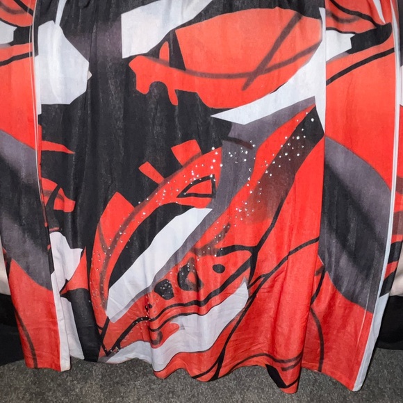 Rhinestone vacation dress - Picture 2 of 3